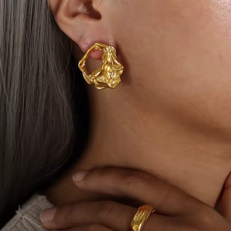 Stålörhängenmed 18K förgyllning 26MM / 25MM