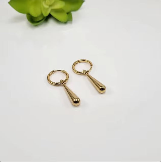 Stålörhängenmed 18K förgyllning 34MM