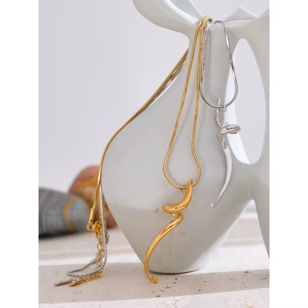 Stålhalsband med 18K förgyllning 42+6 cm