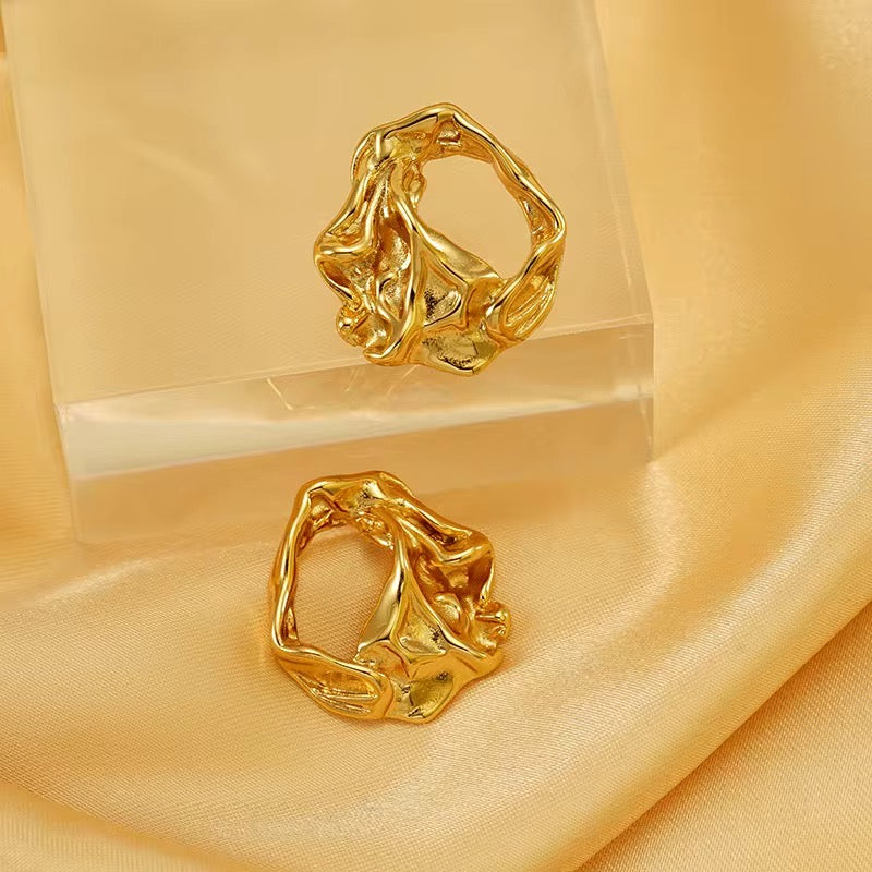 Stålörhängenmed 18K förgyllning 26MM / 25MM