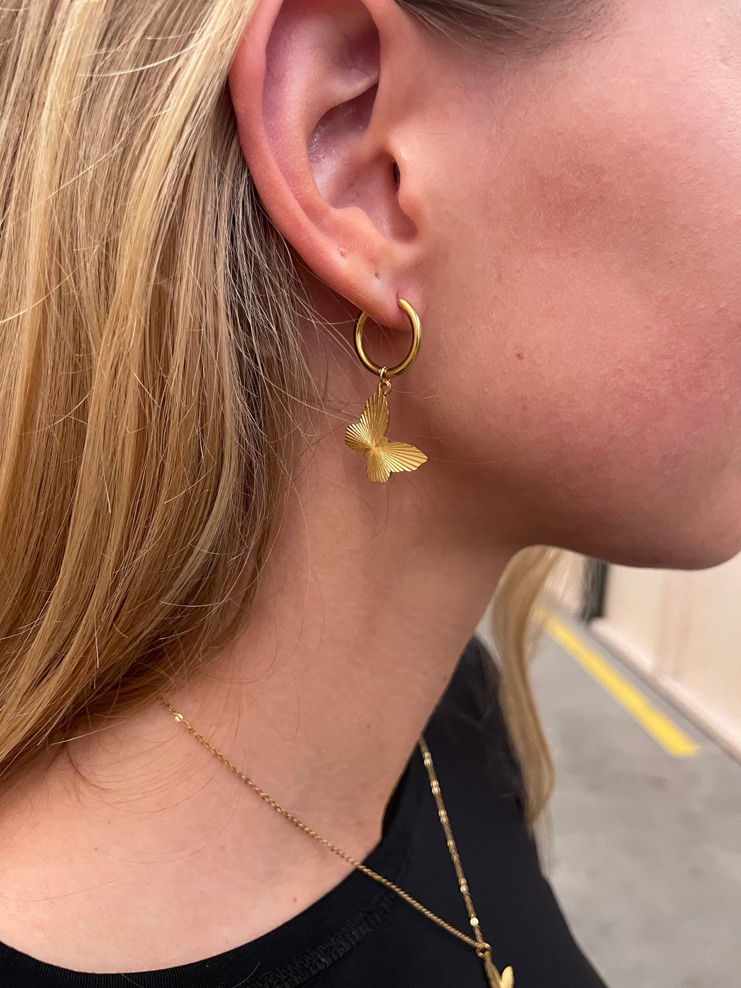 Stålörhängen med 18K förgyllning 36MM / 15MM