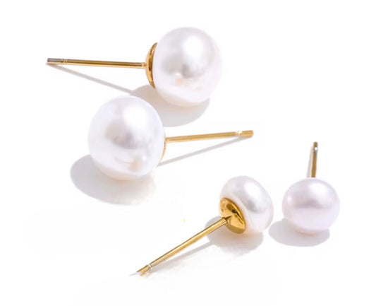 Stålörhängen med 18K förgyllning och Sötvattenpärla 8MM