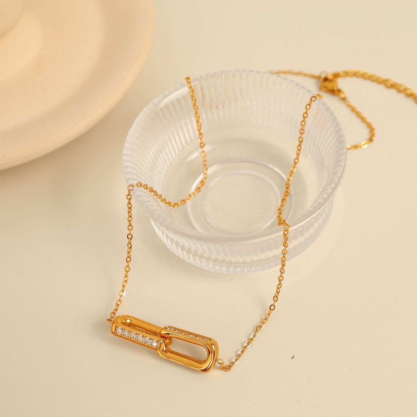 Stålhalsband med 18K förgyllning och CZ 42+5 cm