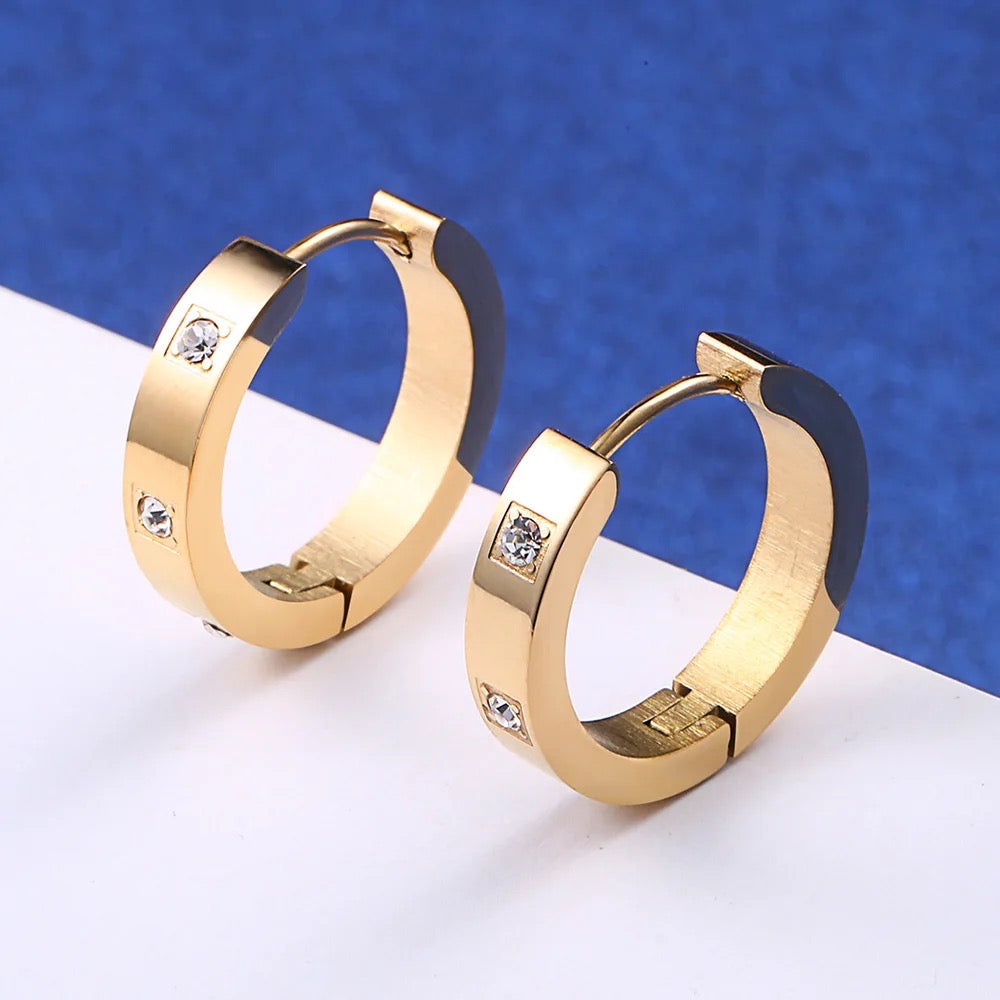 Stålörhängen med 18K förgyllning och CZ 20MM