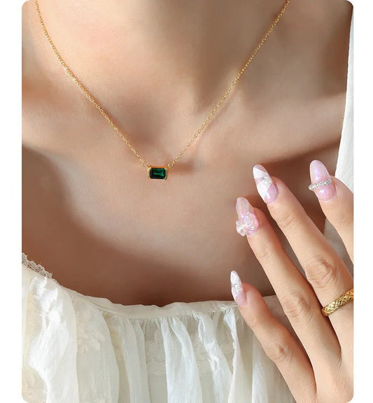 Stålhalsband med 18K förgyllning och CZ 40+5 cm