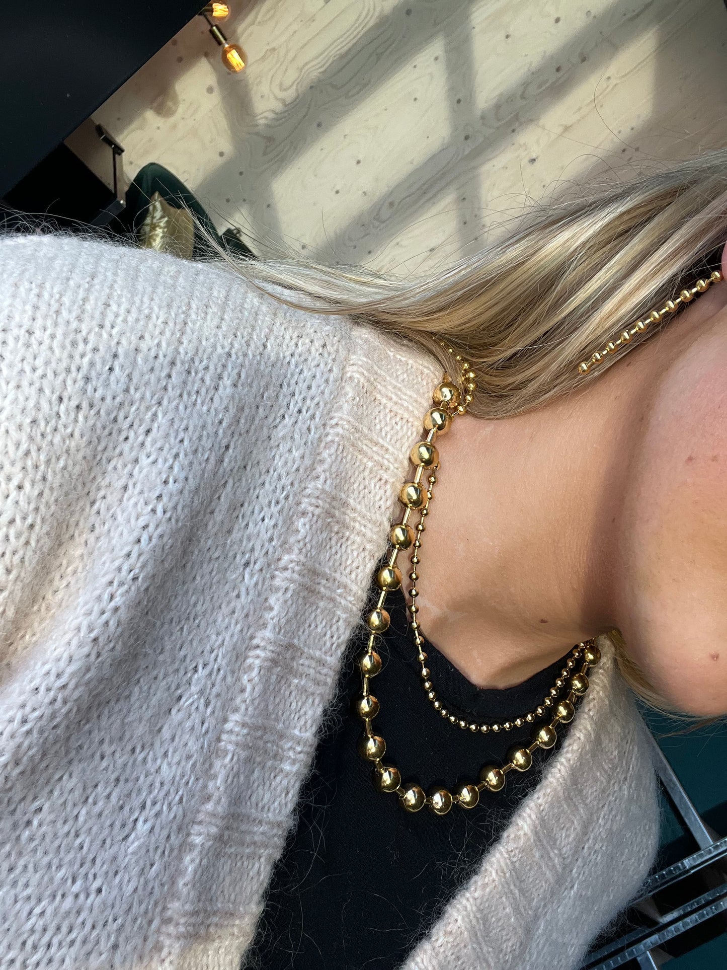 Stålörhängen med 18K förgyllning 67MM / 3MM
