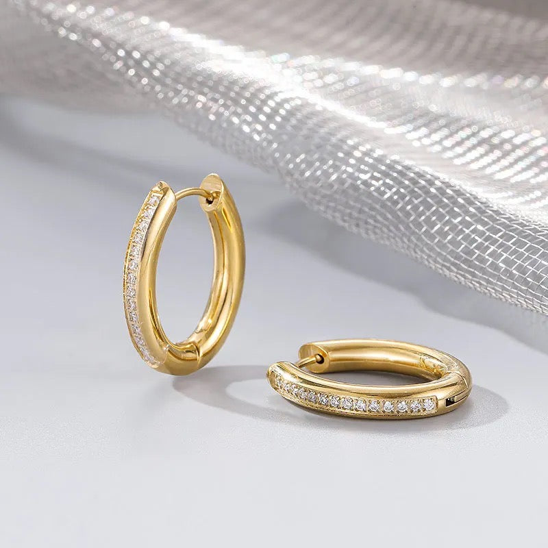 Stålörhängen med 18K förgyllning och CZ 24MM / 20MM