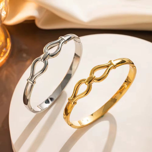 Stålarmband med 18K förgyllning 11MM