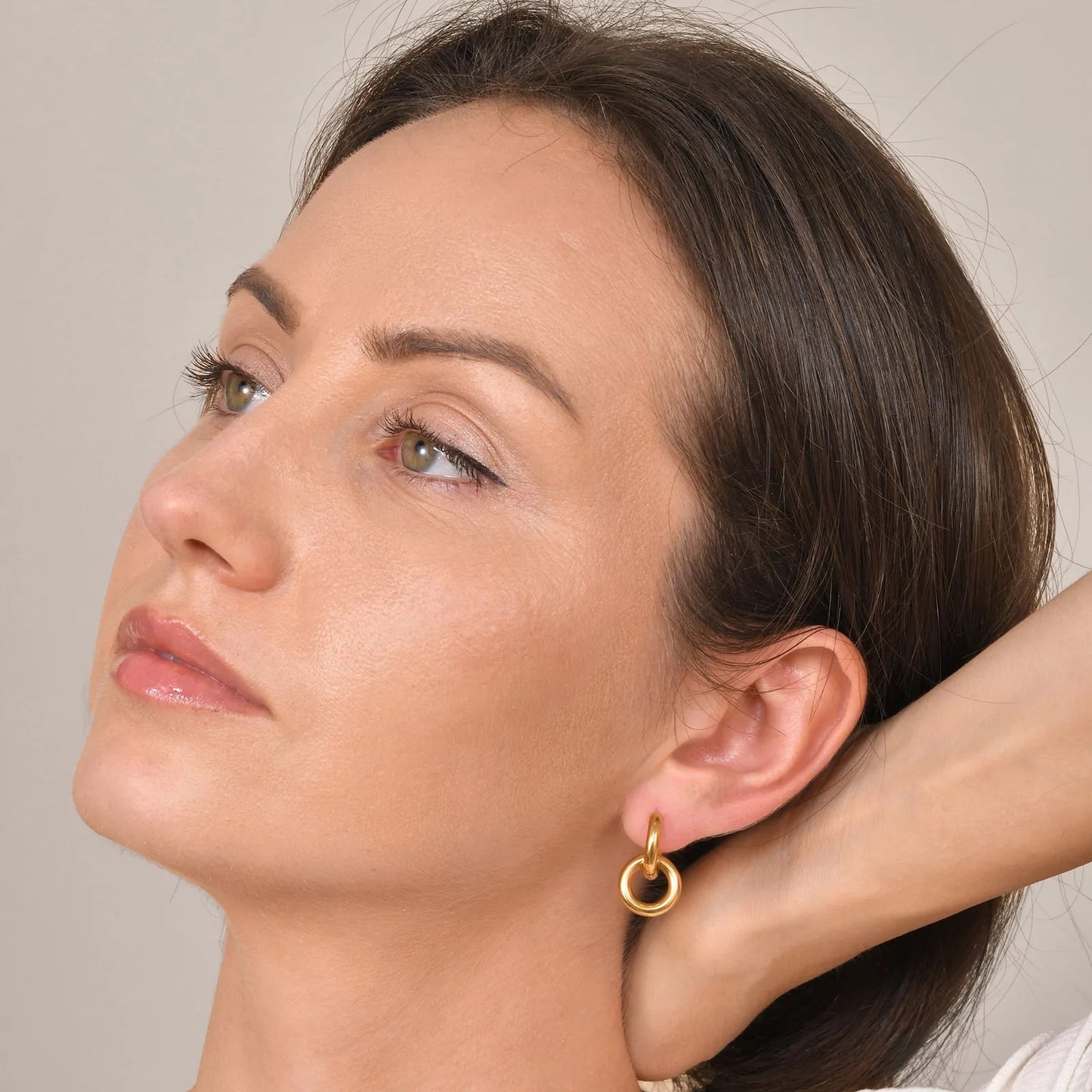 Stålörhängen med 18K förgyllning 26MM