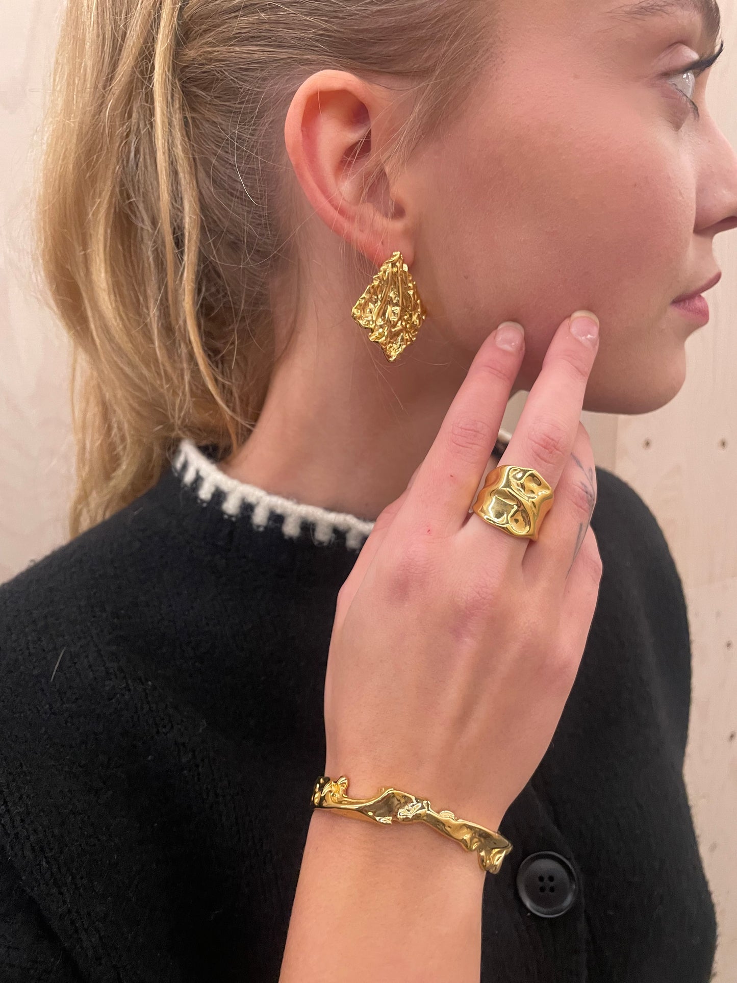 Stålring med 18K förgyllning - Reglerbar