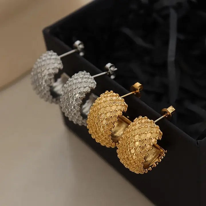Stålörhängen med 18K förgyllning 21MM / 11,6MM