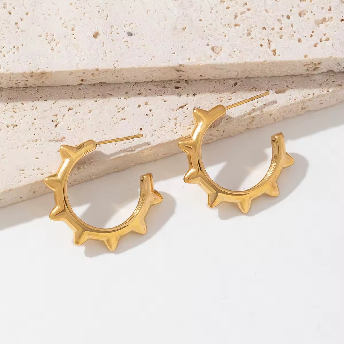 Stålörhängenmed 18K förgyllning 27MM / 23MM