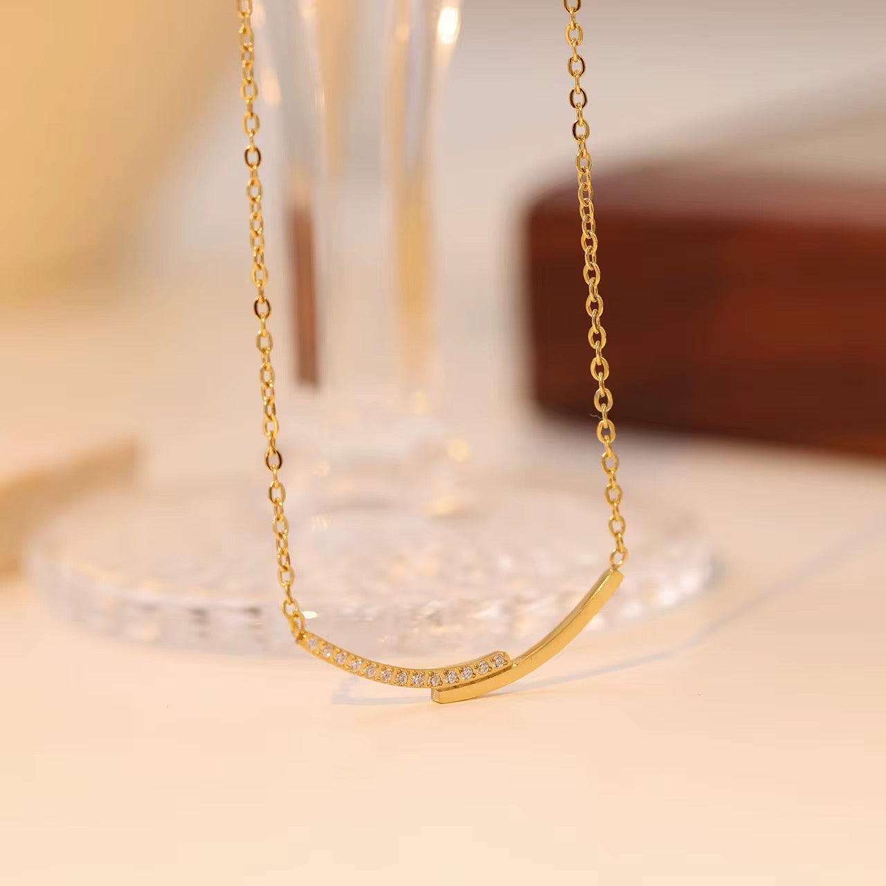 Stålhalsband med 18K förgyllning och CZ 40+5 cm
