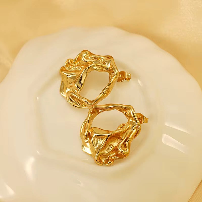 Stålörhängenmed 18K förgyllning 26MM / 25MM