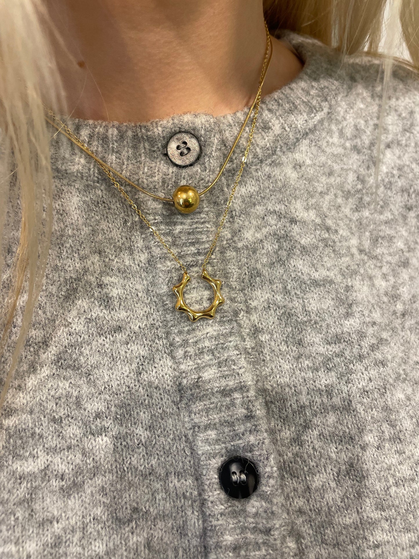 Stålhalsband med 18K förgyllning 40+5 cm