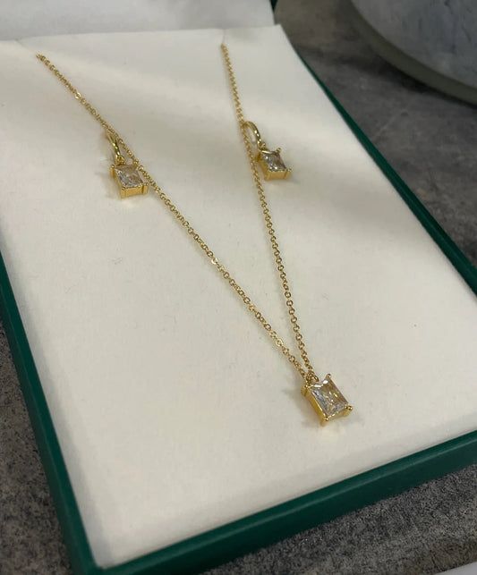 Stålhalsband med 18K förgyllning och CZ 40+5 cm