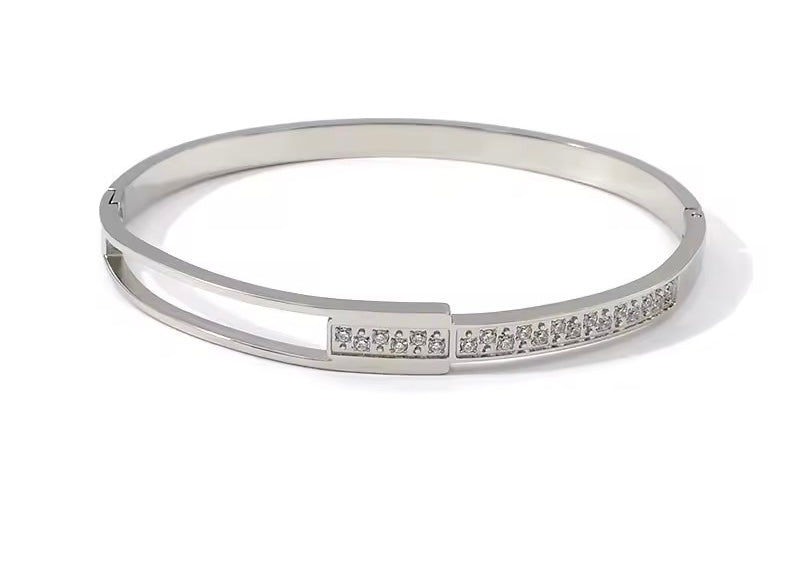 Stålarmband med CZ 5MM