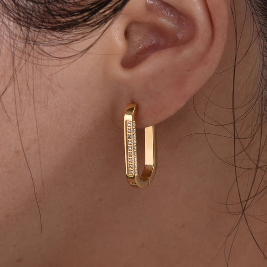 Stålörhängen med 18K förgyllning och CZ 25MM