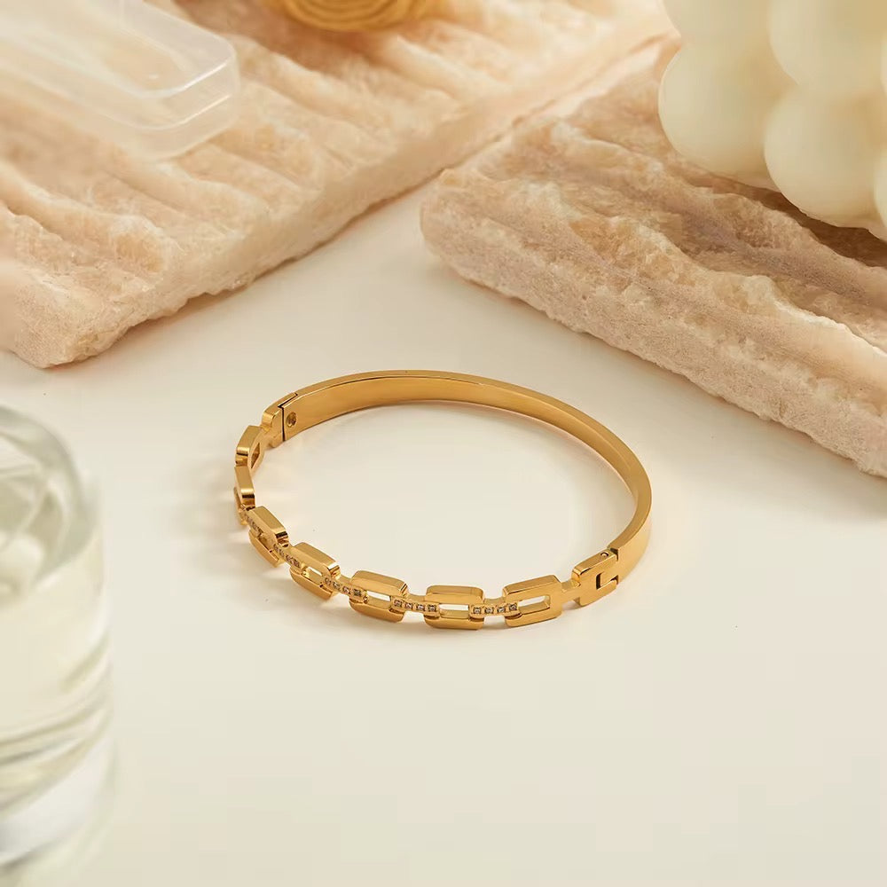 Stålarmband med 18K förgyllning och CZ 6MM