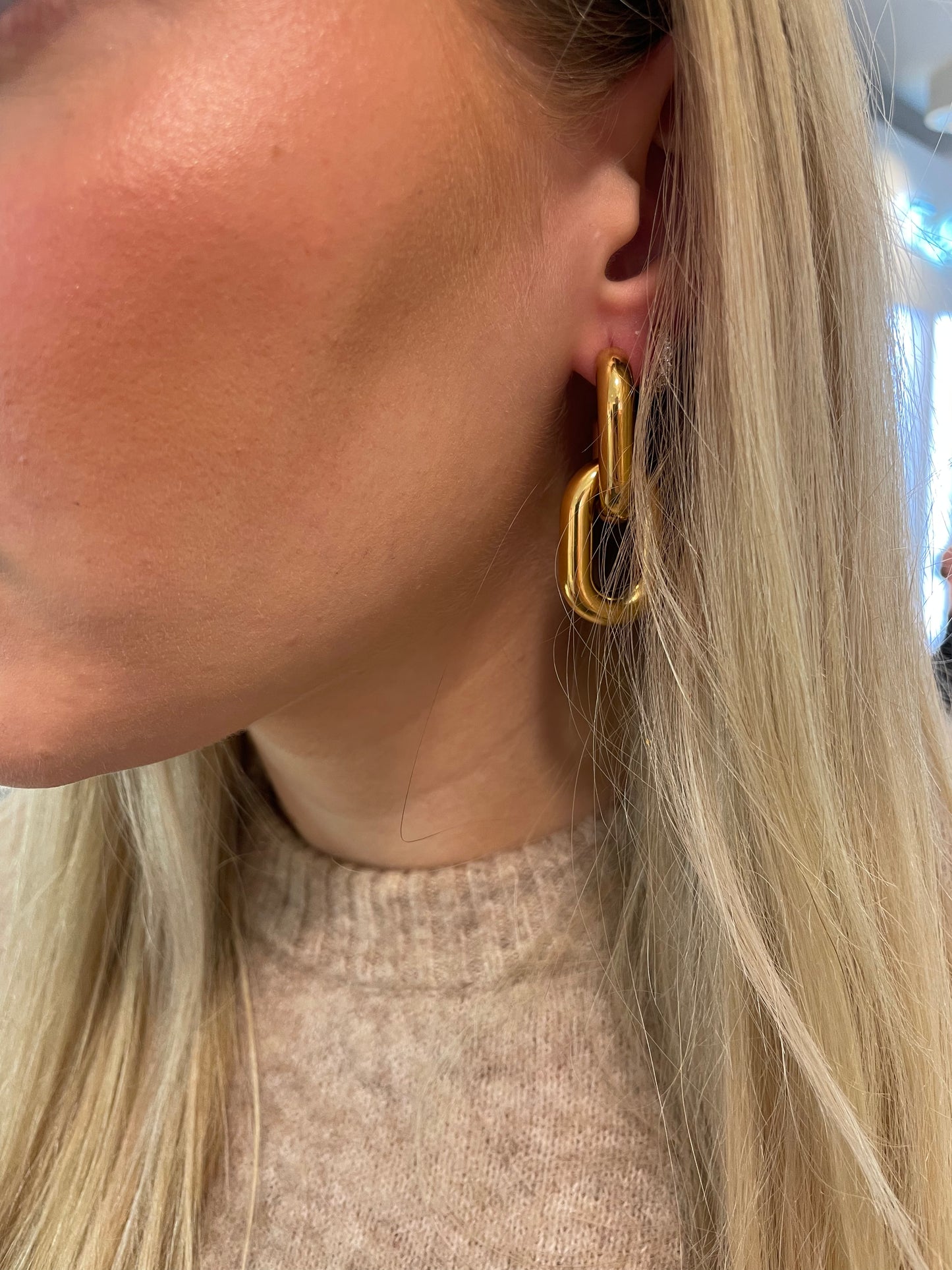 Stålörhängen med 18K förgyllning 45MM