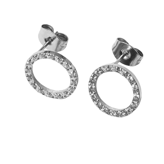 Stålörhängen med CZ