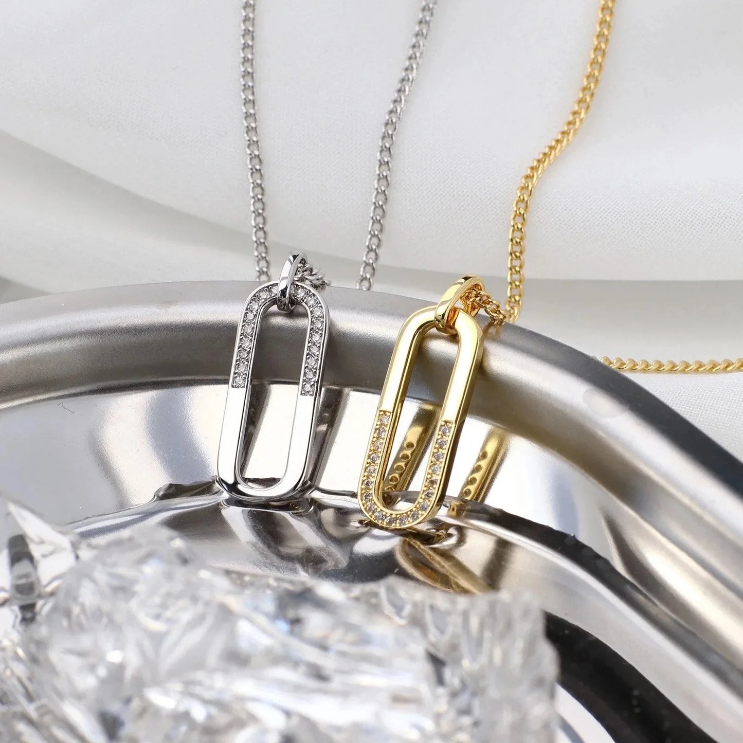 Stålhalsband med CZ 40+5 cm