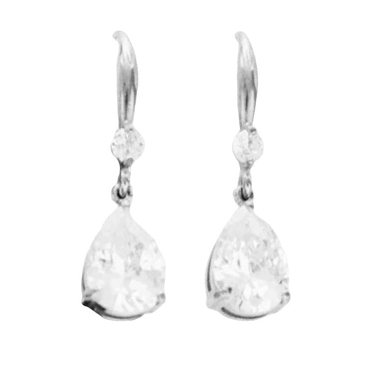 Stålörhängen med CZ