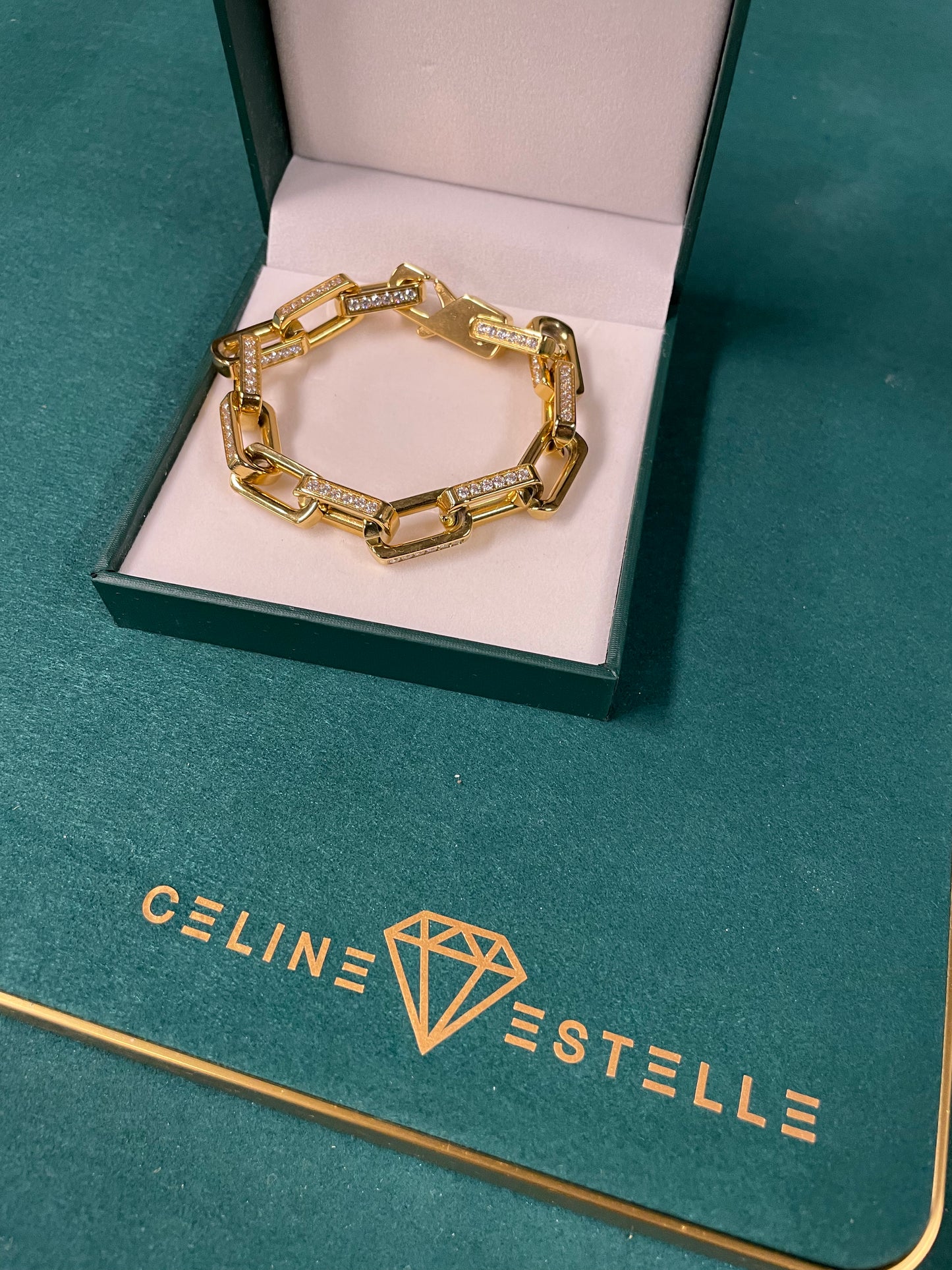 Stålarmband med 18K förgyllning och CZ 19 cm