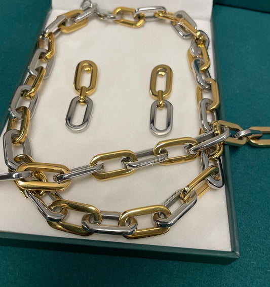 Stålörhängen med 18K förgyllning 45MM