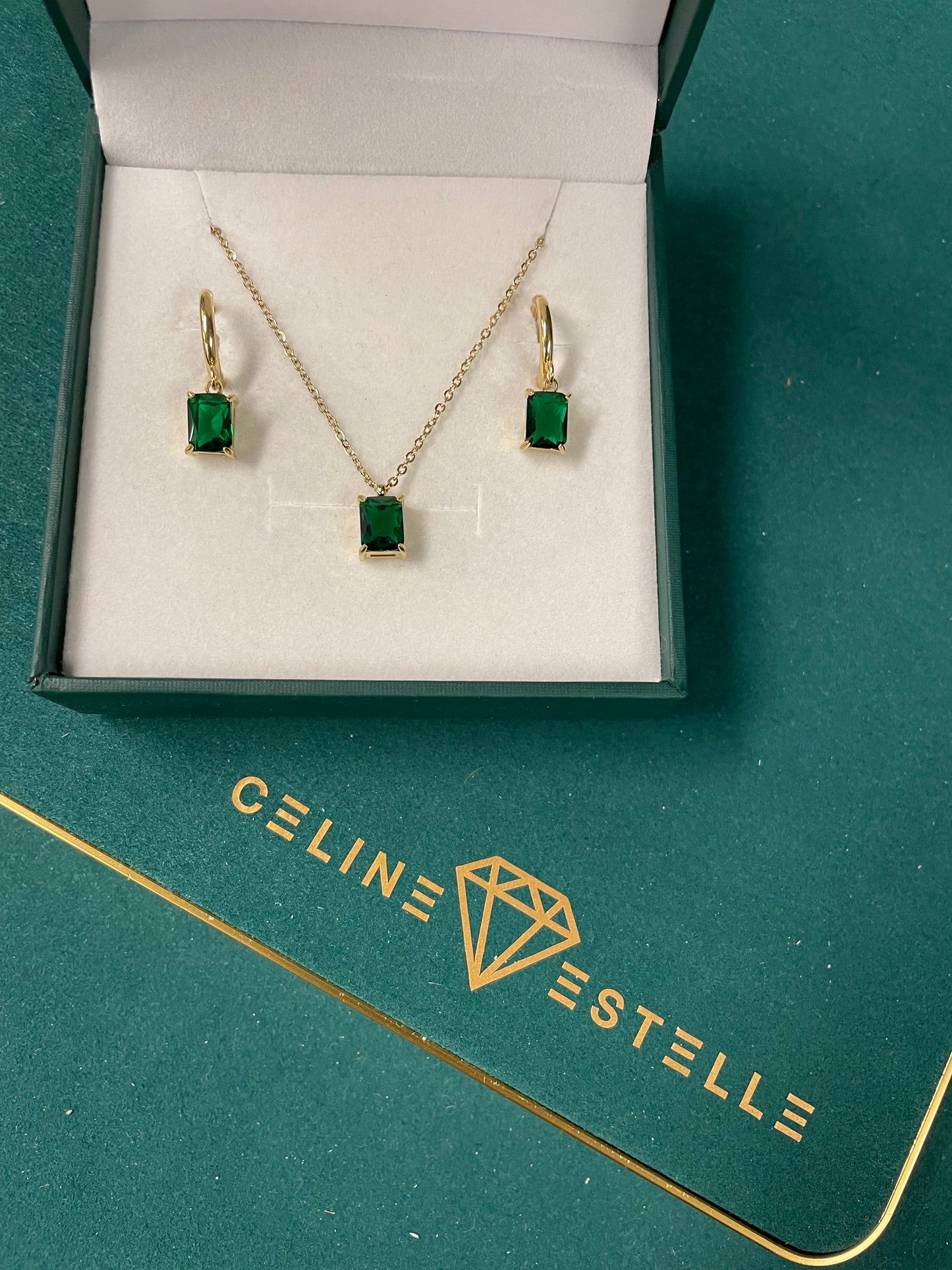 Stålhalsband med 14K förgyllning och CZ 40+5 cm