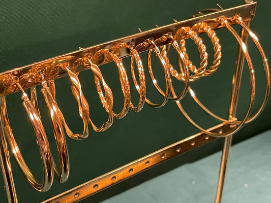 Stålörhängen med 18K förgyllning 20MM / 18MM / 16MM / 14MM / 12MM / 10MM / 8MM (Tjocklek 2,5 mm)