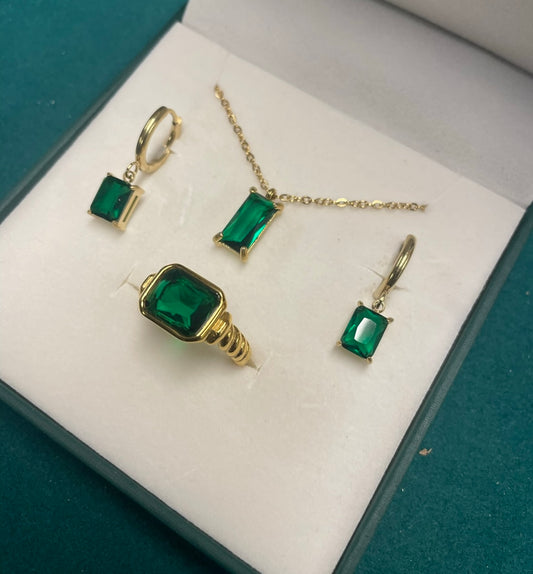 Stålhalsband med 18K förgyllning och CZ 40+5 cm