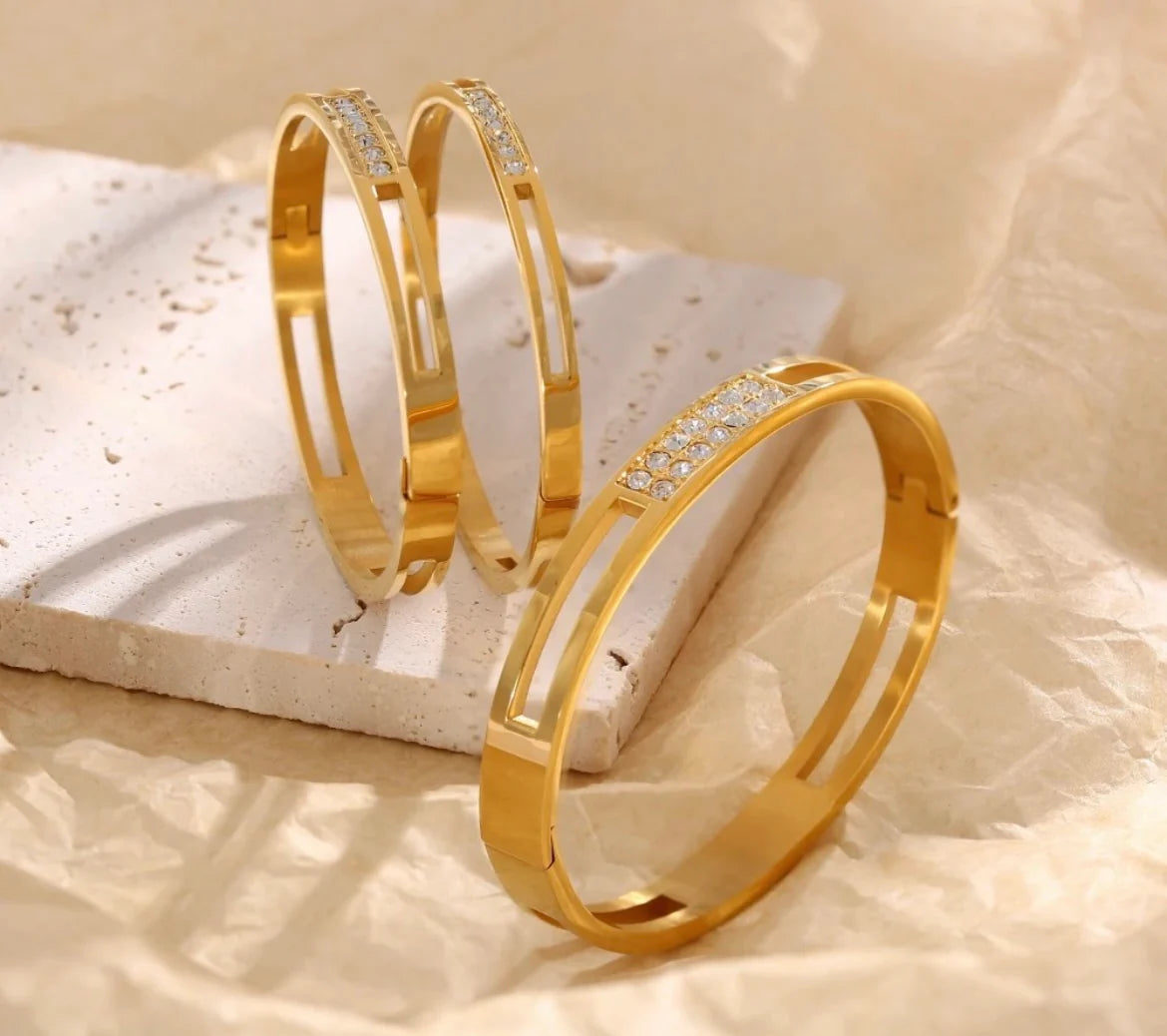 Stålarmband med 18K förgyllning (4 MM)