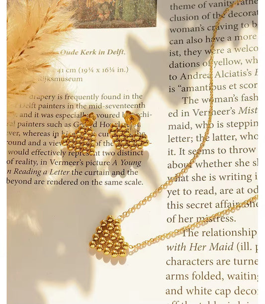 Stålörhängen med 18K förgyllning 12MM / 12MM