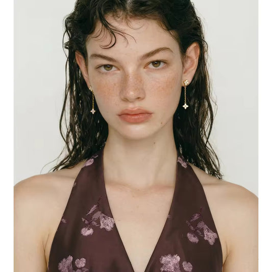Stålörhängen med 18K förgyllning och CZ 53MM