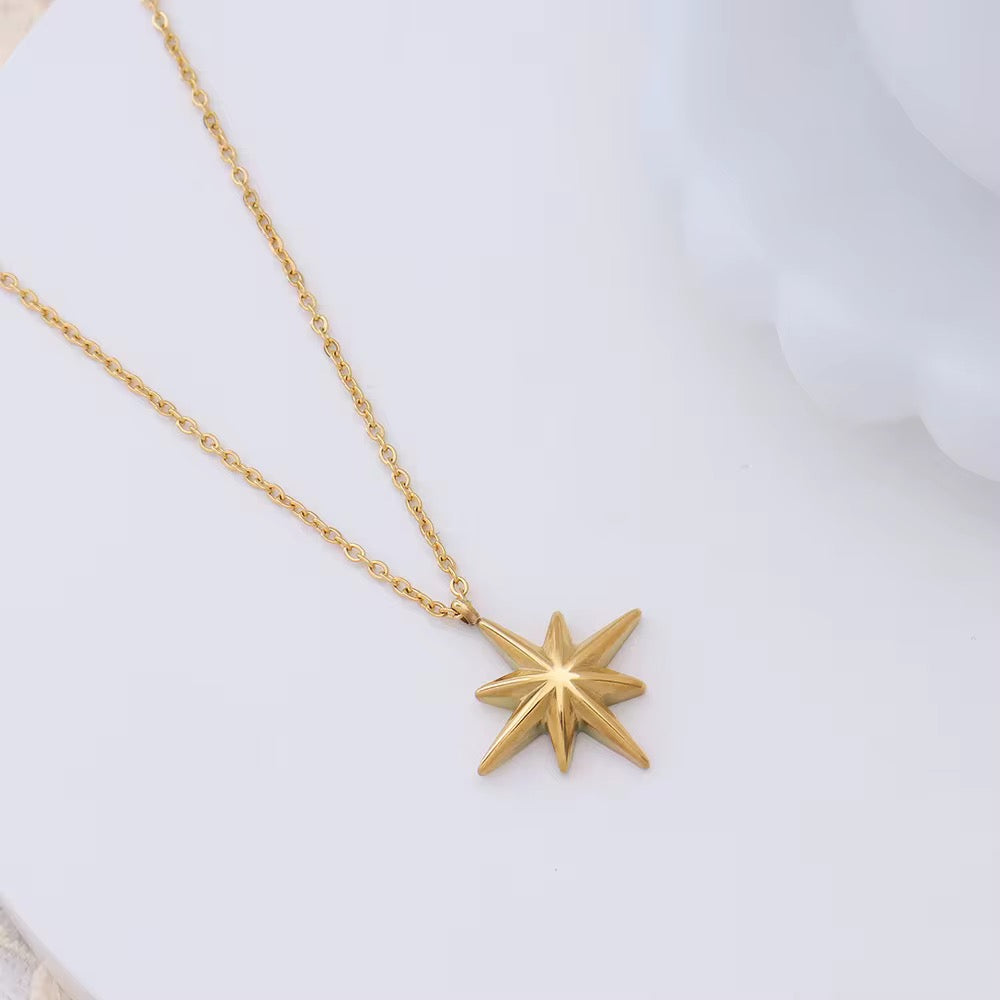 Stålhalsband med 18K förgyllning 41+5 cm