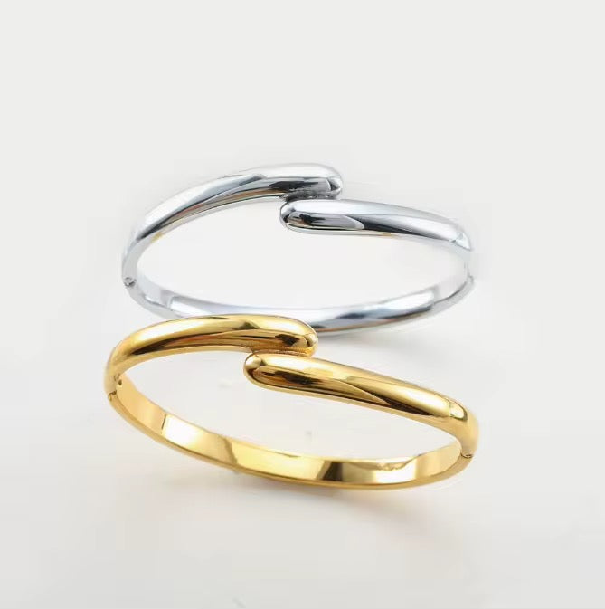 Stålarmring med 18K förgyllning 6MM (12MM)