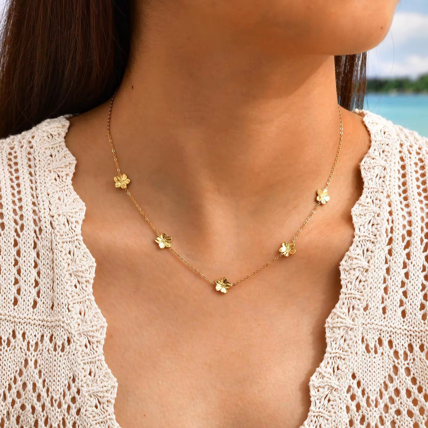 Stålhalsband med 18K förgyllning 40+5 cm