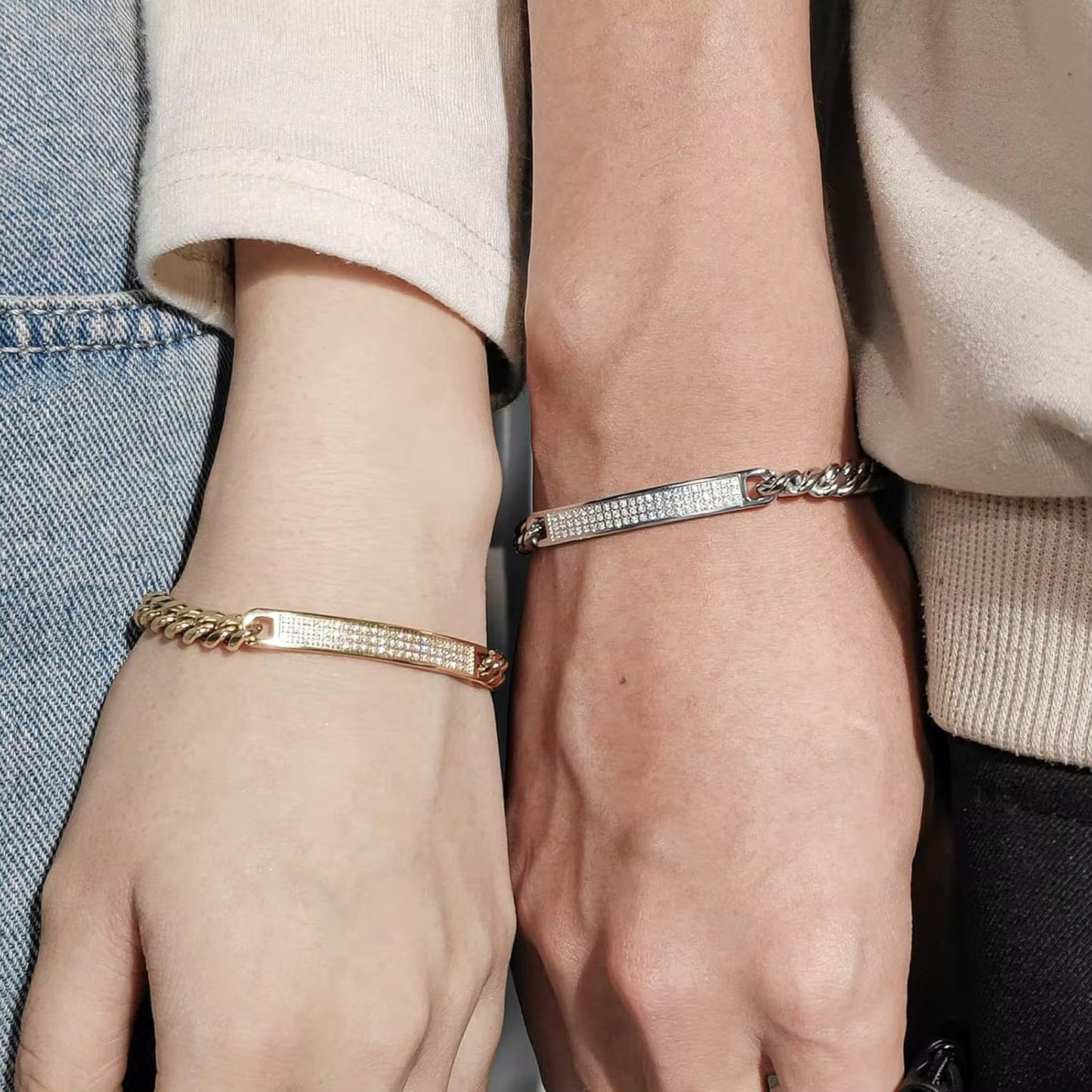 Stålarmband med 18K förgyllning och CZ 16+4 cm