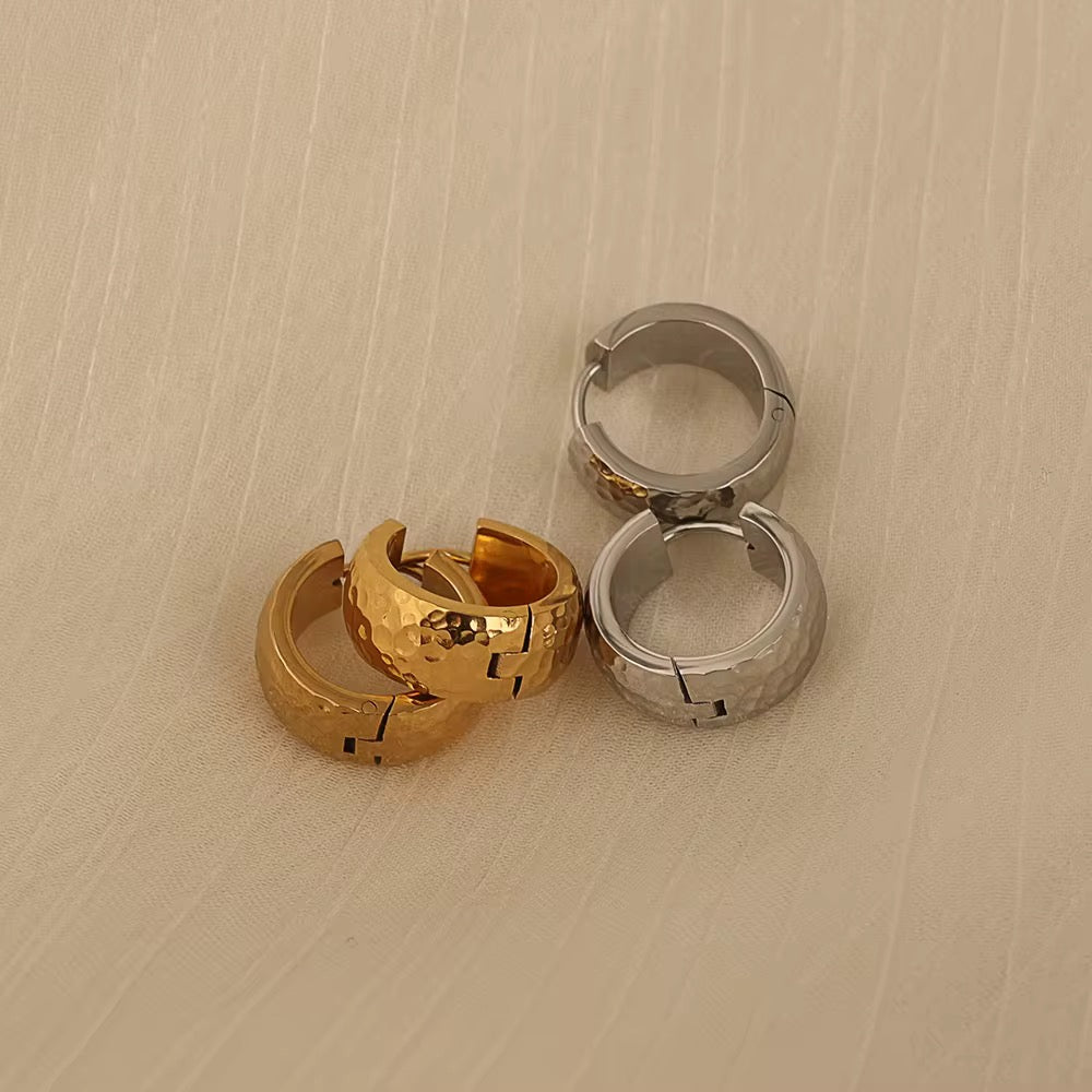 Stålörhängen med 18K förgyllning 17MM / 7MM