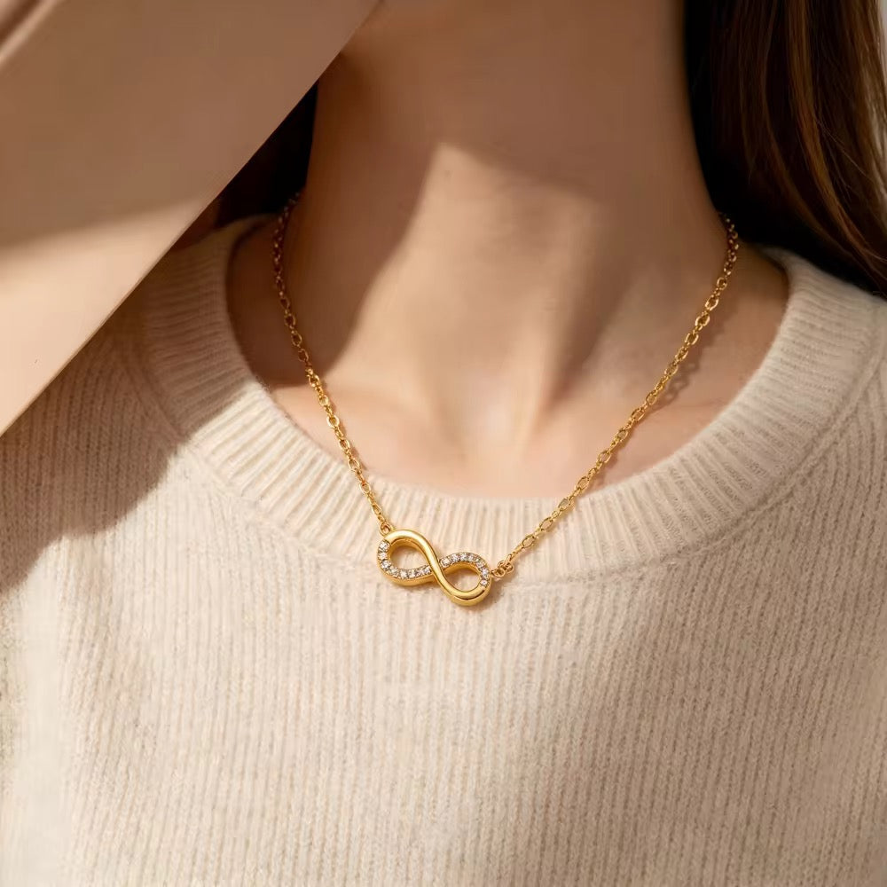 Stålhalsband med 18K förgyllning och CZ 40+5 cm