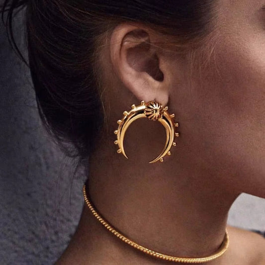 Stålörhängen med 18K förgyllning och CZ 30MM / 33MM
