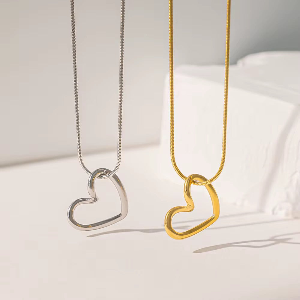 Stålhalsband med 18K förgyllning 40+5 cm