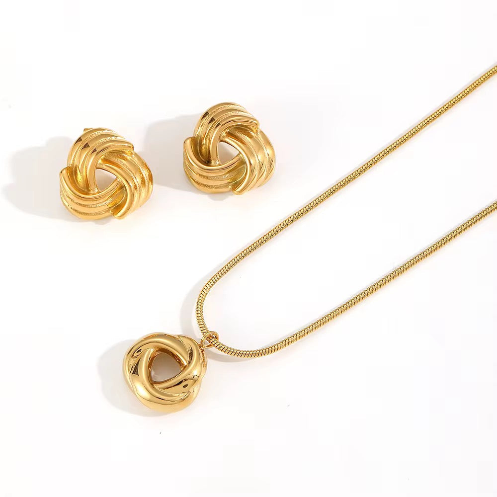 Stålörhängen med 18K förgyllning 20MM / 20MM